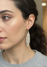Load image into Gallery viewer, Double Leaf Earrings