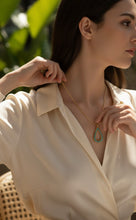 Load image into Gallery viewer, Turquoise Kiss