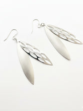 Load image into Gallery viewer, Double Leaf Earrings