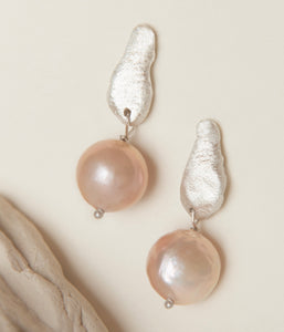 Abstract pearl earrings