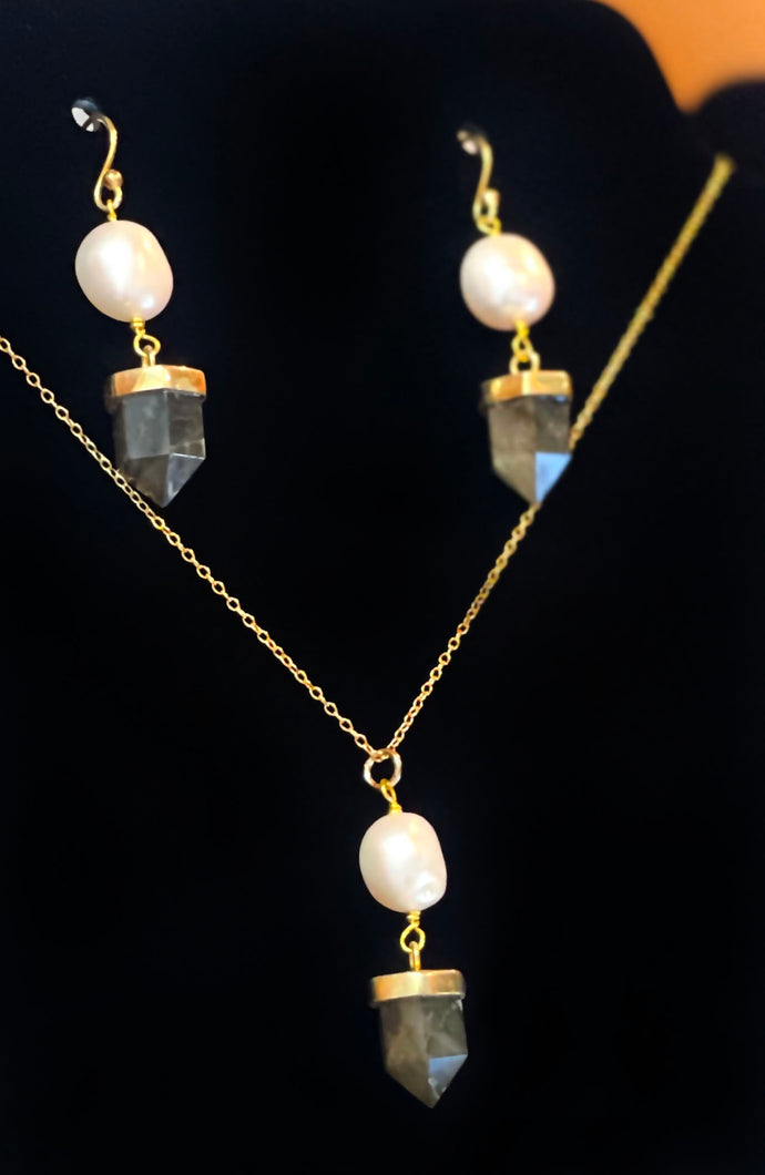 Labradorite pearl necklace