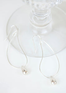 Tear drop wire earrings