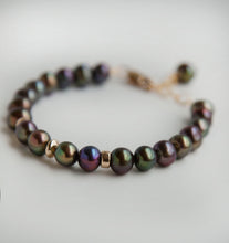 Load image into Gallery viewer, Peacock Pearls Goldplated Bracelet